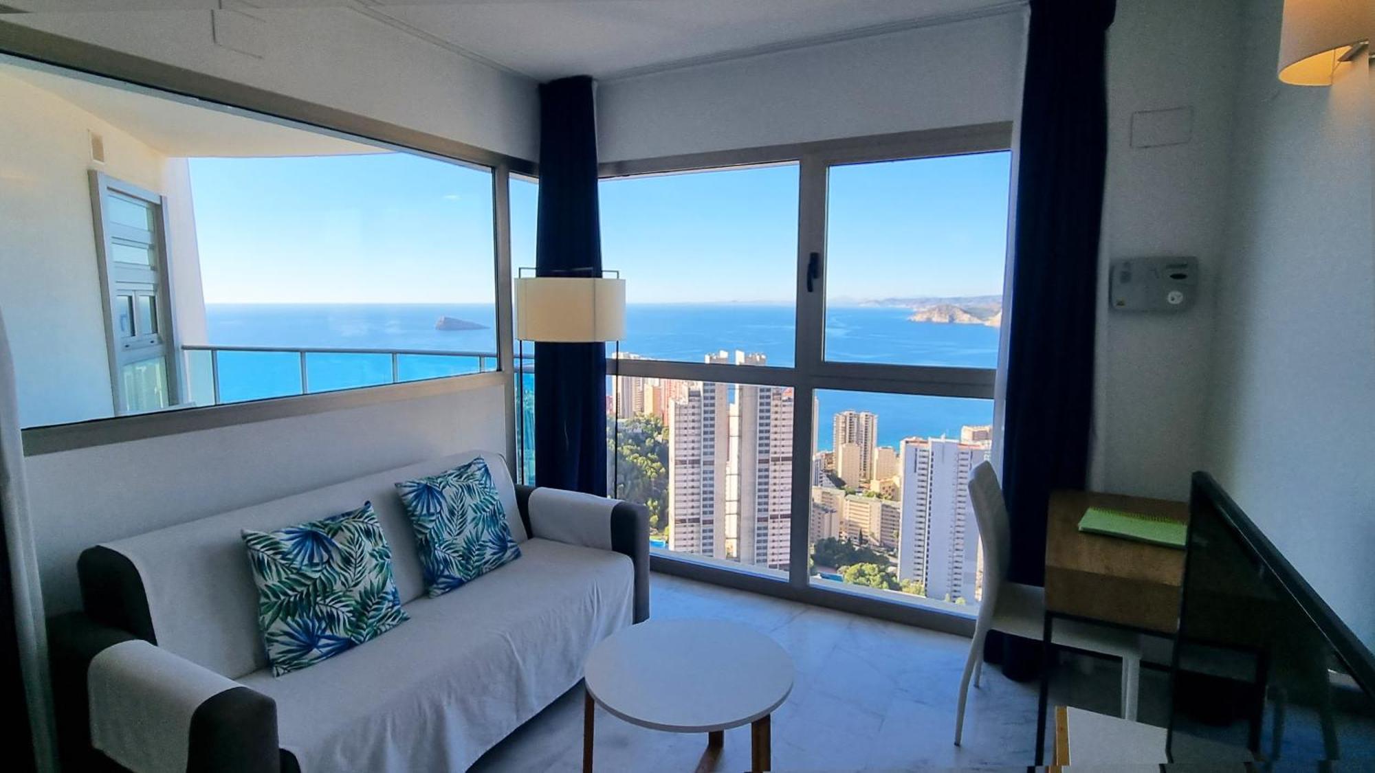 Highrise Apartment With Private Terrace & Sea Views - 34Th Floor Benidorm Exterior photo