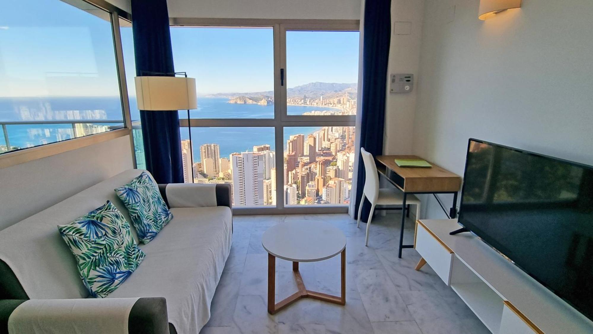 Highrise Apartment With Private Terrace & Sea Views - 34Th Floor Benidorm Exterior photo