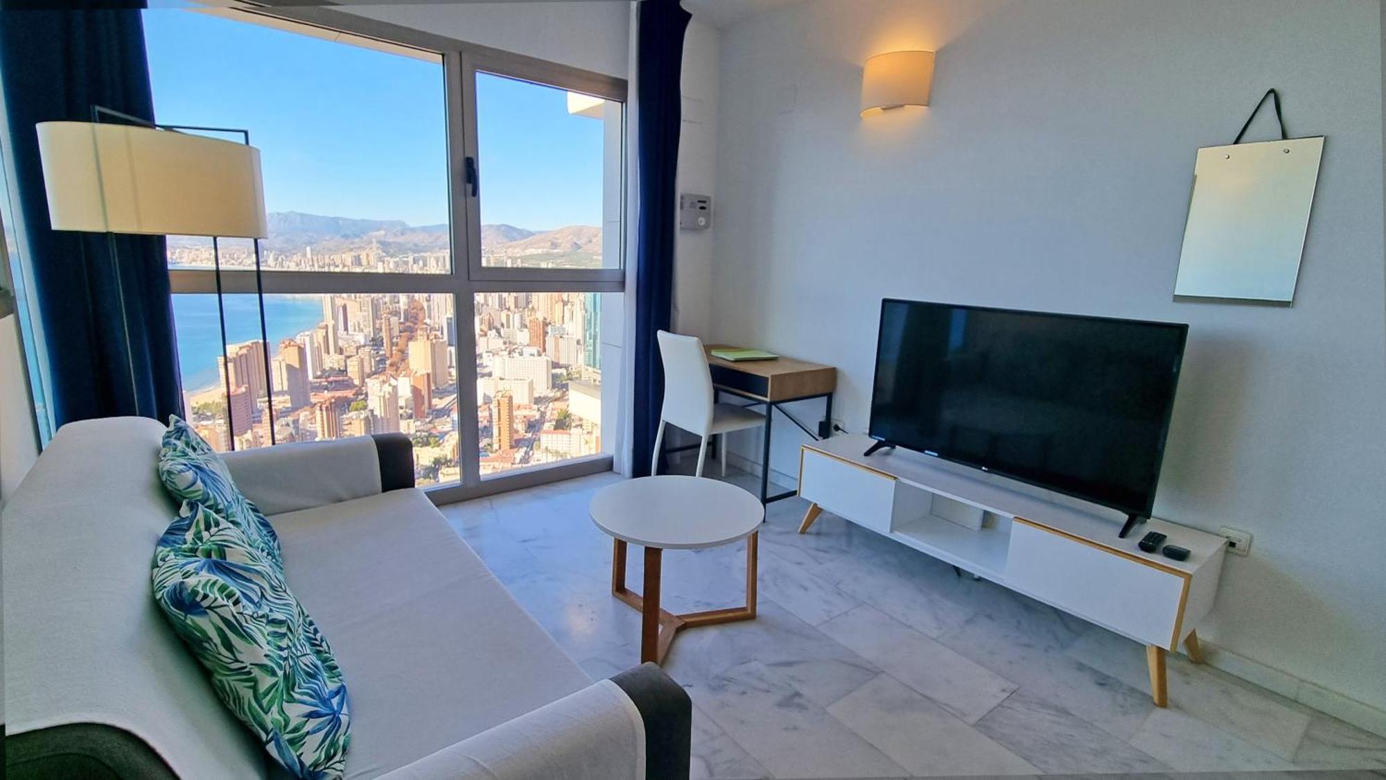 Highrise Apartment With Private Terrace & Sea Views - 34Th Floor Benidorm Exterior photo